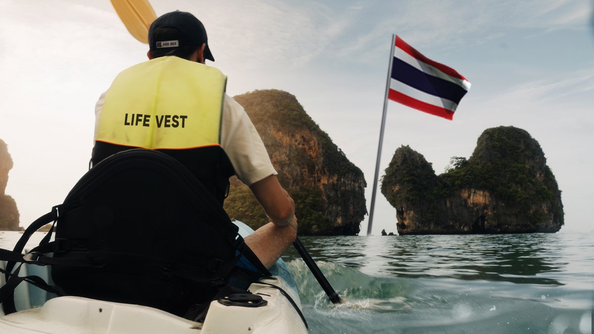 NEUES YouTube Video aus THAILAND jetzt online! 🇹🇭📸

Mein Neues Leben in Thailand mit 26 🌴
youtube.com/watch?v=tZSd7z…
youtube.com/watch?v=tZSd7z…
youtube.com/watch?v=tZSd7z…

Jetzt anschauen!