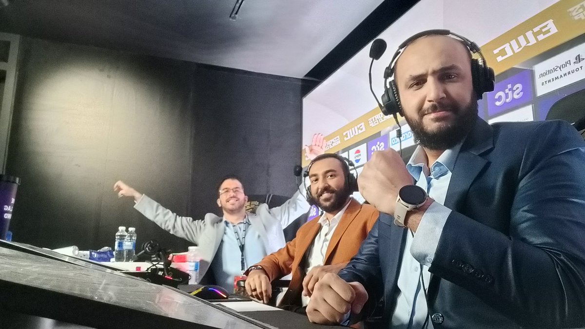 Hazem "Silence" Osaili (@silencedota2) on Twitter photo النهائي الكبير لبطولة #الرياض_ماسترز
من الاستديو:
<a href="/gggazyyy/">Ghazi Beydoun</a>, @RajjixDota, <a href="/EixnDota/">Jad Hammoud</a>, <a href="/Heyman9511/">Heyman95</a>
من غرفة التعليق:
<a href="/SilenceDota2/">Hazem "Silence" Osaili</a>, <a href="/ar3a1234/">TheVeryFamousar3a1234</a>
المحاور:
<a href="/ArcanineDOTA/">Was that intentional?! It looked intentional...</a>
الانتاج:
<a href="/iMidoh/">iJuvia 🍉 @EWC</a>
للمتابعة على تويتش:
twitch.tv/ewc_dota2_ar
#Dota2 #EWC #كأس_العالم_للرياضات_الإلكترونية النهائي الكبير لبطولة #الرياض_ماسترز
من الاستديو:
<a href="/gggazyyy/">Ghazi Beydoun</a>, @RajjixDota, <a href="/EixnDota/">Jad Hammoud</a>, <a href="/Heyman9511/">Heyman95</a>
من غرفة التعليق:
<a href="/SilenceDota2/">Hazem "Silence" Osaili</a>, <a href="/ar3a1234/">TheVeryFamousar3a1234</a>
المحاور:
<a href="/ArcanineDOTA/">Was that intentional?! It looked intentional...</a>
الانتاج:
<a href="/iMidoh/">iJuvia 🍉 @EWC</a>
للمتابعة على تويتش:
twitch.tv/ewc_dota2_ar
#Dota2 #EWC #كأس_العالم_للرياضات_الإلكترونية