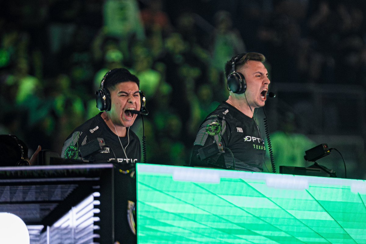 teddward_'s tweet photo. French Phenom🥖 vs Movement King👑
Predator😈 vs Bulldawg🐶
#GreenWall vs #Subliners
Champs Grand Finals🏆💍
Who ya got?? https://t.co/Y9HFwStWfW