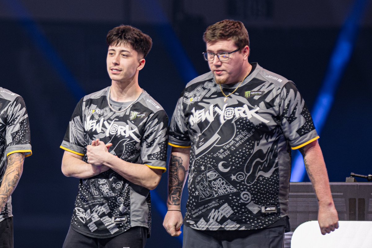 teddward_'s tweet photo. French Phenom🥖 vs Movement King👑
Predator😈 vs Bulldawg🐶
#GreenWall vs #Subliners
Champs Grand Finals🏆💍
Who ya got?? https://t.co/Y9HFwStWfW