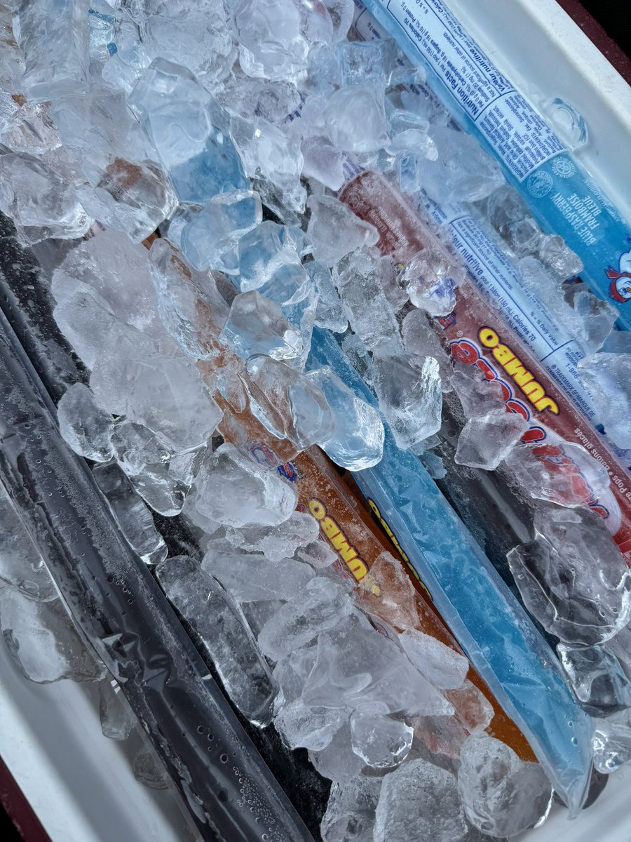 LMCHousing's tweet photo. Keep an eye out for us today at London Pride! We’ll be slinging freezies and dance moves all afternoon!🌈🌈🌈 https://t.co/mlTrs0c4N7