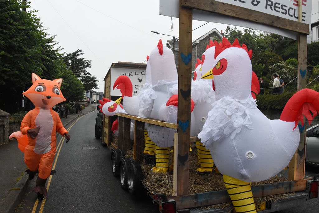 Wadebridge Community Fire Station (@wadebridgecfrs) on Twitter photo We had an egg-cellent time at <a href="/Wadebridgecarn1/">Wadebridge Carnival</a>!
Thank you to the organisers as always. What a great event π
πΈ <a href="/BateDebbie/">Debbie Bate</a>
ππ¦ We had an egg-cellent time at <a href="/Wadebridgecarn1/">Wadebridge Carnival</a>!
Thank you to the organisers as always. What a great event π
πΈ <a href="/BateDebbie/">Debbie Bate</a>
ππ¦
