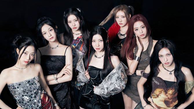 PopBase's tweet image. YG Entertainment now has three active girl groups, a first in the company's 28-year history.