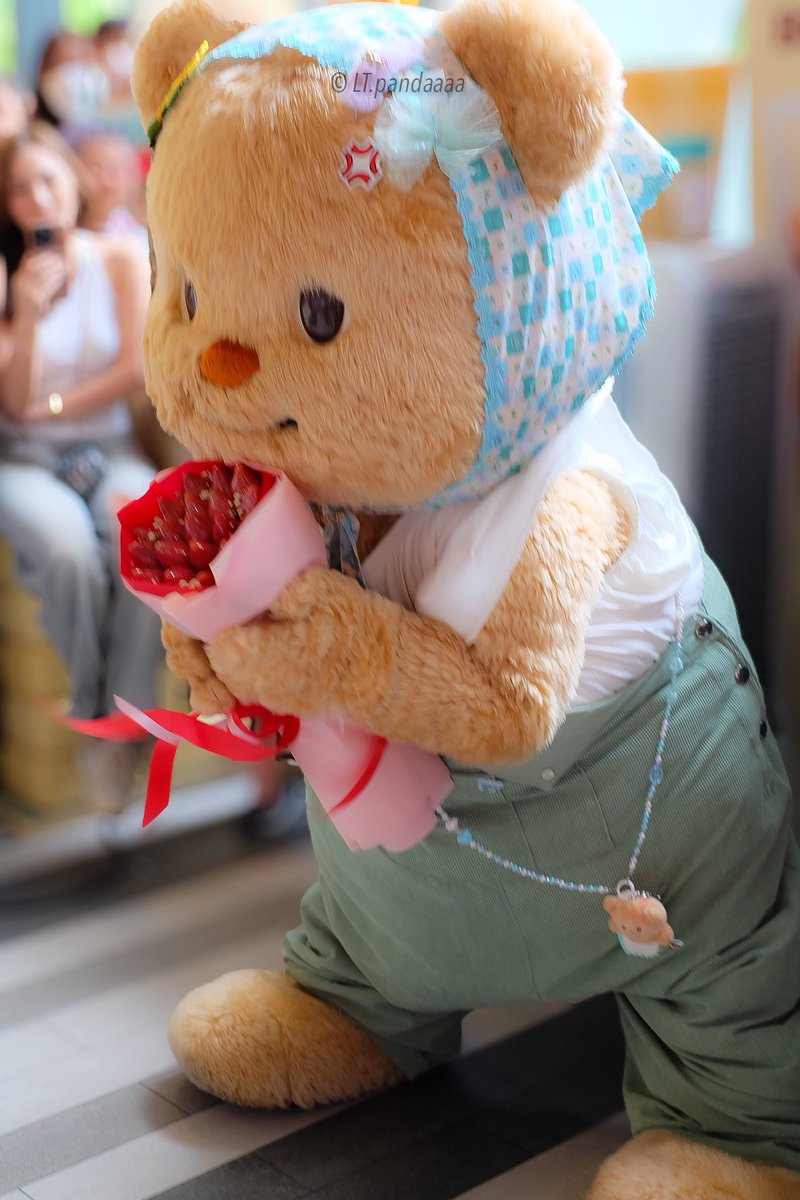 lt_pandaaaa's tweet photo. To not see you for a day was no bed of rose 🤍 

#BUTTERBEAR  #น่ารักมั้ยไม่รู้ #ด้อมน้องเนย 
#butterbear_th  #黄油小熊 https://t.co/vX4pBT9akz