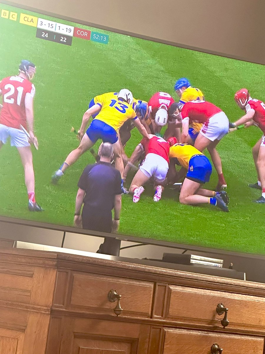 Took <a href="/daraobriain/">Dara Ó Briain</a> ‘s advice, picked a side and started watching Hurling.  Been glued!  Not sure entirely what’s going on but loving it!