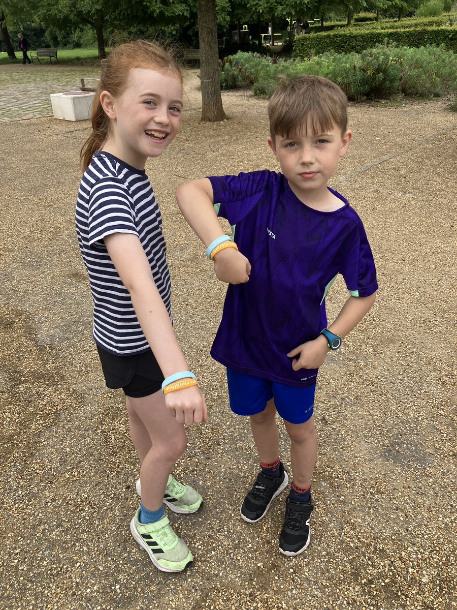 Congratulations to Olivia &amp; Benet for completing 50 junior parkruns, and gets them their ultramarathon wristbands! #loveparkrun #caledonianpark