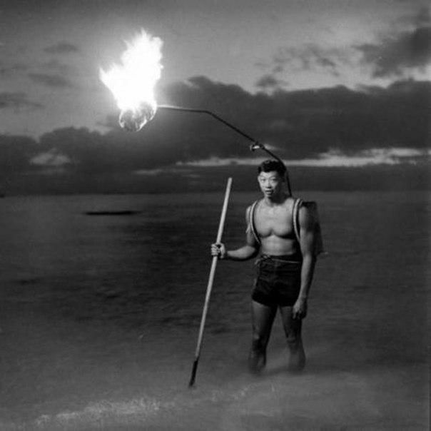 dionysius_80's tweet photo. Night fishing in Hawaii, 1948. https://t.co/80BrBwK5Ro