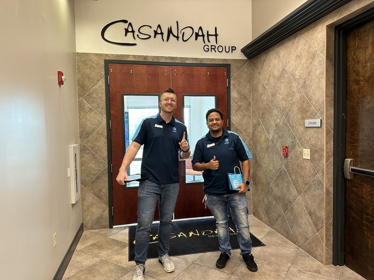 Out making new friends at Casanoah  Design Group!! <a href="/BatesKawanna/">Kawanna T. Bates aka “KB”</a> <a href="/jemeFL/">John Meyers</a> <a href="/SamuelPiercy5/">Samuel Piercy</a> <a href="/KateMattingly3/">Kate Mattingly</a>