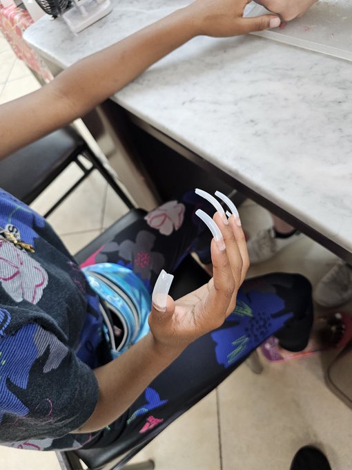 How long is too long for an 11 year old ? #GirlDadQuestions https://t.co/BlSwjiDEZq<a href="/tag/girldadquestions"class="tags">#GirlDadQuestions</a>