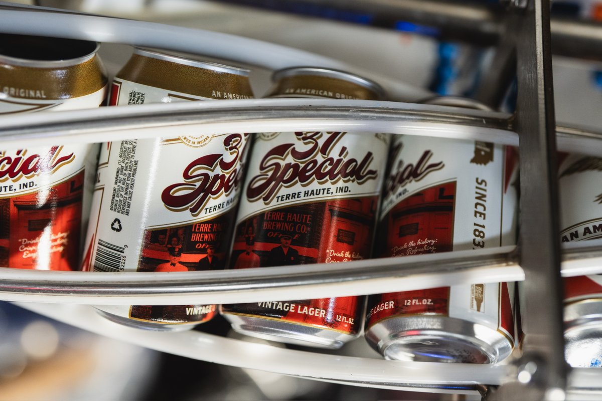 thbcbeer's tweet image. A true vintage lager for you classy folks — 37 Special 🍺

Beer locator terrehautebrewingcompany.com/retailers