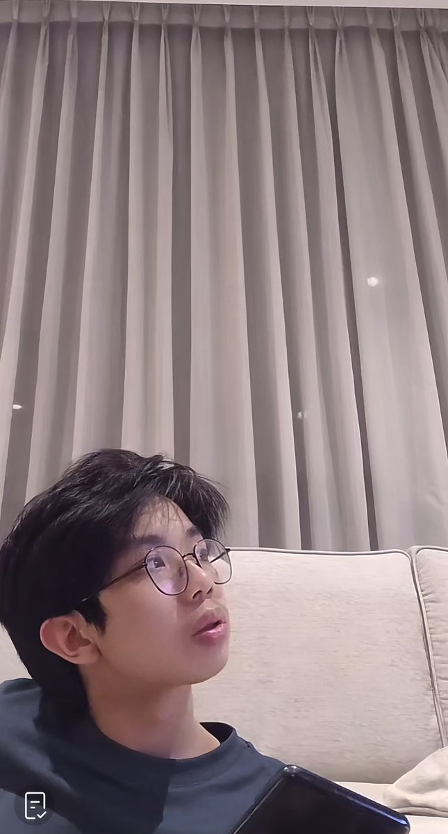 izmehaii's tweet image. Dibilang cakep udah, ganteng juga udah, lucu apalagi, pinter gaperlu dibilang juga semua orang dah tau.
Ini gimana lagi ya cara mendeskripsikan kevin lius bong🫠🫠🫠🫠

#kevincoc #kevin #KevinInvisibleMaze #kevinganteng