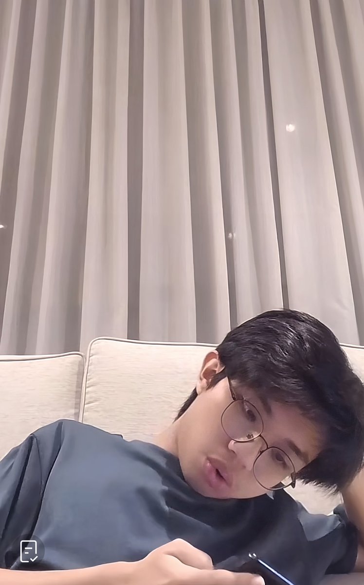 izmehaii's tweet image. Dibilang cakep udah, ganteng juga udah, lucu apalagi, pinter gaperlu dibilang juga semua orang dah tau.
Ini gimana lagi ya cara mendeskripsikan kevin lius bong🫠🫠🫠🫠

#kevincoc #kevin #KevinInvisibleMaze #kevinganteng