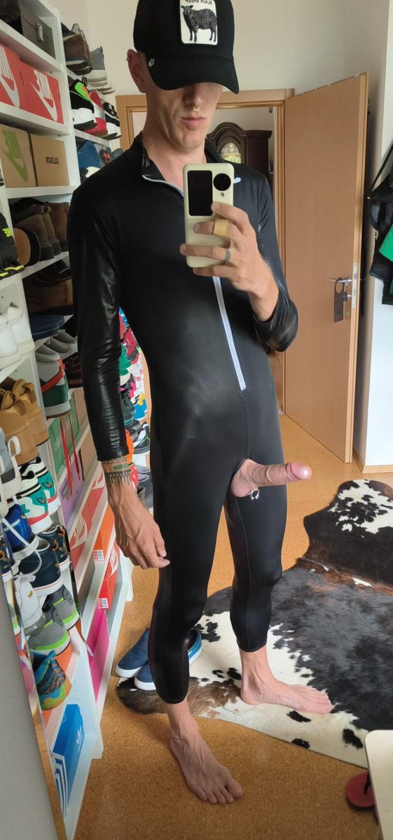 𝕓𝕒𝕣𝕖𝕓𝕒𝕔𝕜𝕔𝕠𝕦𝕡𝕝𝕖𝟟𝟡𝟠𝟟 tweet media