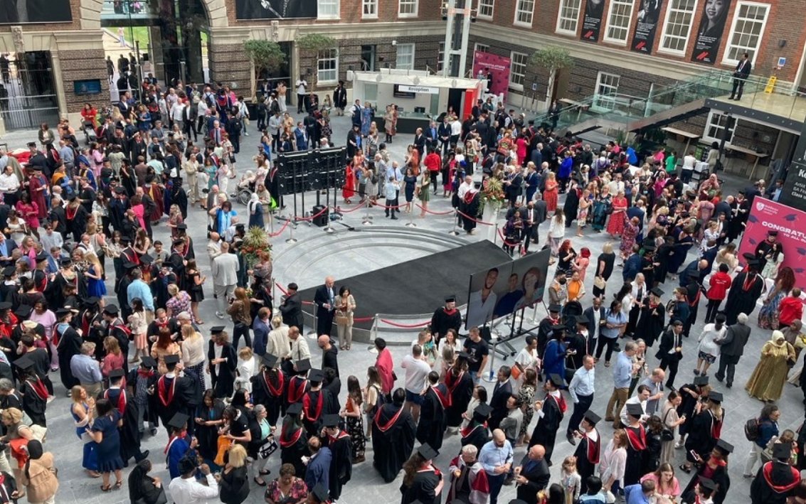 Graduations <a href="/MiddlesexUni/">Middlesex University</a> Hats off to our new wave of Psychology graduates!