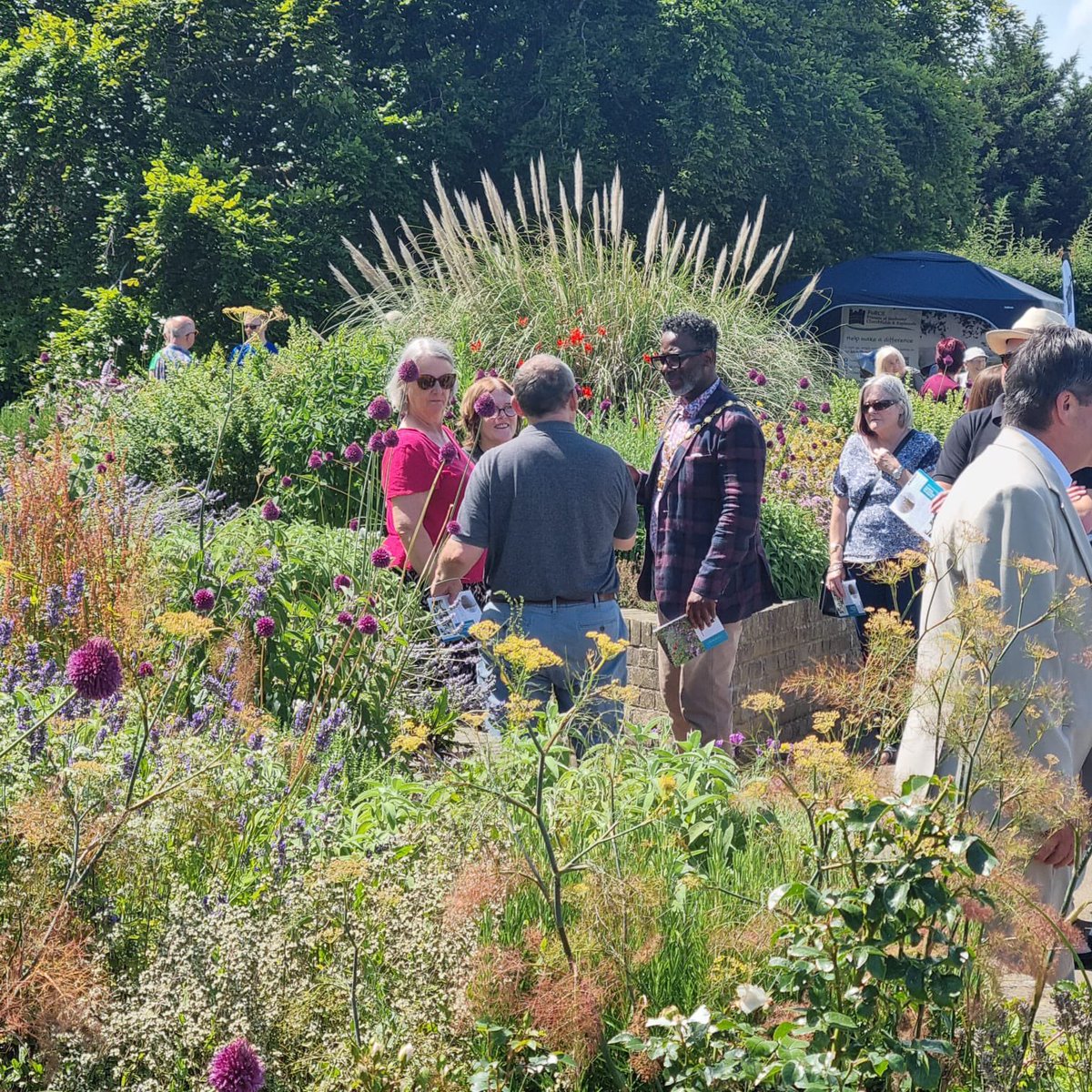 Natalie P (@tamoralady) on Twitter photo Huge thanks to everyone who came along yesterday. Really thrilled the day was such a success and the garden is a sensory delight!! ICYMI you can listen to the recent <a href="/WeDidItMedway/">We Did It Medway</a> #podcast abt the #SuffrageSensoryGarden here 🌺👇💜
podcasts.apple.com/gb/podcast/we-… Huge thanks to everyone who came along yesterday. Really thrilled the day was such a success and the garden is a sensory delight!! ICYMI you can listen to the recent <a href="/WeDidItMedway/">We Did It Medway</a> #podcast abt the #SuffrageSensoryGarden here 🌺👇💜
podcasts.apple.com/gb/podcast/we-…