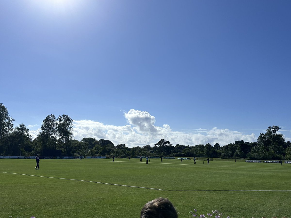 The bowl team are in action today vs Cobo chasing 279. 

Harry Johnson and Charlie Forshaw collect their 50s with a 100 partnership and counting

186-4 in the 24th over