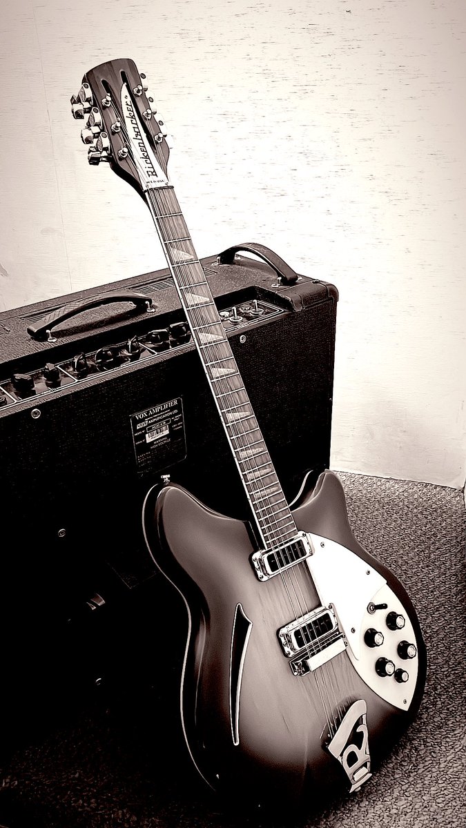 RamirezAlujas's tweet image. Everyday is like sunday… 🖤🎶
@SoundCraftLab #SoundCraftLab #SCL