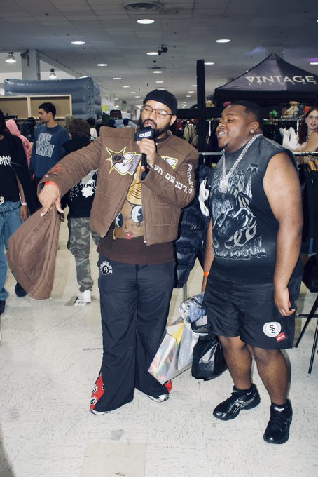 Never ask what I been doing come find out Baby big 🦈 big 🦅 https://t.co/sAs1o3w5Ei<a href="/tag/newprofilepic"class="tags"><span>#newprofilepic</span></a>
