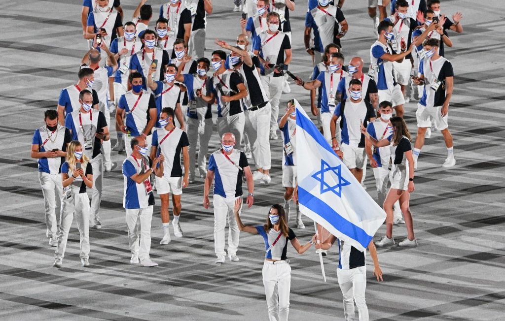 Si,comme nous,vous souhaitez la bienvenue aux athlètes israéliens (et des autres pays) pour les #JeuxOlympiques2024, que vs vomissez les propos de #ThomasPorte et que vous souhaitez qu'une action au tribunal soit menée à son encontre, merci de RT avec le hashtag #PortesAuTribunal