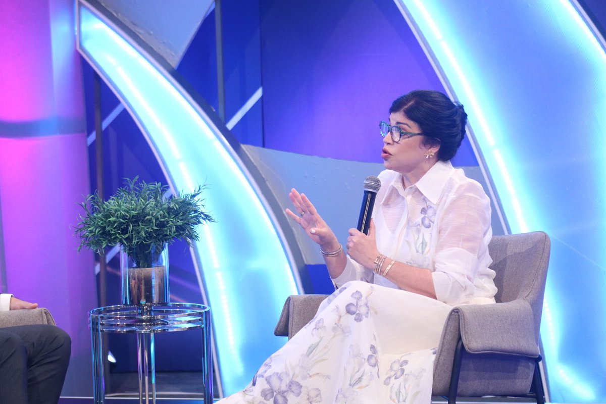 Hablamos con <a href="/AnaSimo/">Ana Simó</a> sobre las infidelidades 🙆🏻‍♀️ #AnaSimoEnMasRoberto