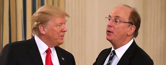 🚨 Selon le NYPost, Donald Trump envisage de nommer Larry Fink, PDG de BlackRock, au poste de secrétaire au Trésor s'il est élu.

BlackRock, le plus grand fonds d'investissement mondial, a fortement investi dans les crypto-monnaies depuis les ETF.

#Bitcoin 🚀