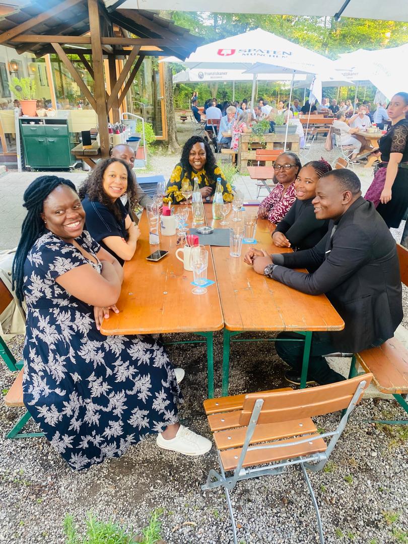 𝗨𝗯𝘂𝗻𝘆𝗲. 𝗧𝗼𝗴𝗲𝘁𝗵𝗲𝗿 𝗶𝗻 𝗟𝗲𝗮𝗱𝗲𝗿𝘀𝗵𝗶𝗽

Ubunye at the AIDS 2024 Conference in Germany.
Here is Bulelwa and Ayanda representing Ubomi Bethu at the ViiV Positive Action Linking and Learning Workshop, along with ViiV representatives and other conference presenters