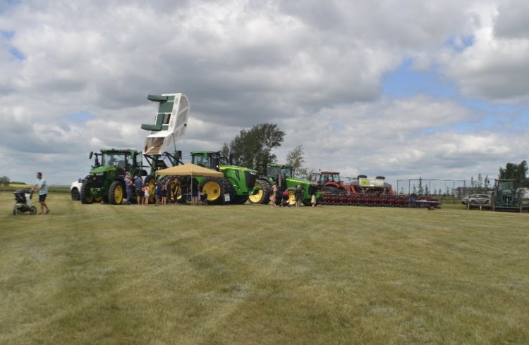RiverhurstBean's tweet photo. After the Irrigation Saskatchewan Field&amp;Plot tour, be sure to visit the sponsors and vendors at Riverhurst Bean Festival on July 27, 2024 at the Riverhurst Community Arena.

@SaskPulse @SkAgriculture  @ag_alloy
@IrrigateSask #irrigation #irrigationresearch #farmersmarket https://t.co/wT61dJKLme