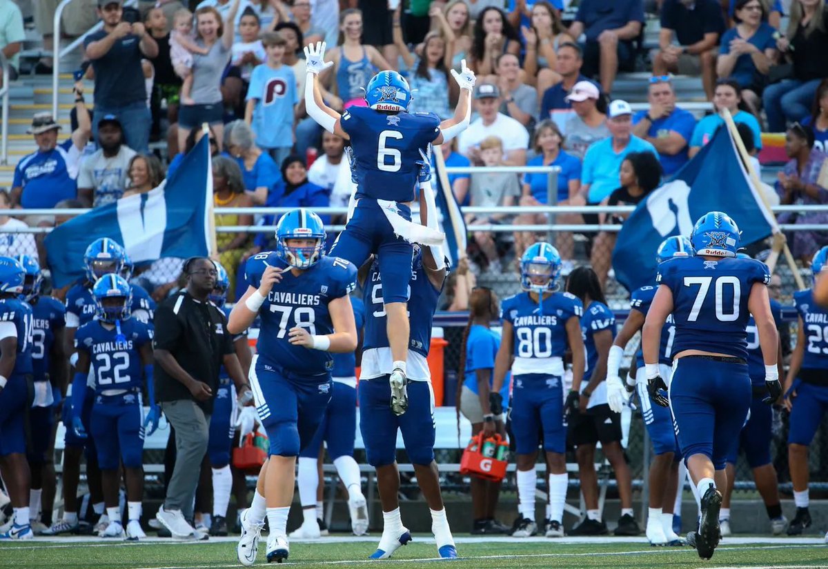 MiddletownFB's tweet photo. All that matters is 08.29‼️ 
The Jungle will be rocking‼️
@flosports @HSFBamerica 
#BlueHeartDNA💙🧬 https://t.co/PibOLzyaYP