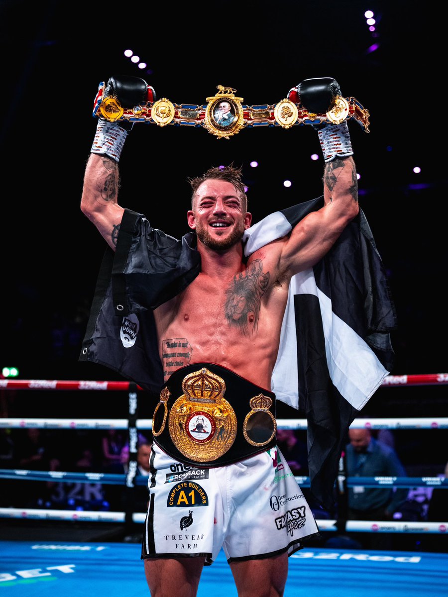 brad_pauls's tweet photo. British middleweight champion. Turned my dreams to reality. 

Support has been unreal and I’ll get back to messages and comments as soon as possible. Big love  #NewquayBomb https://t.co/0aePanMCiz