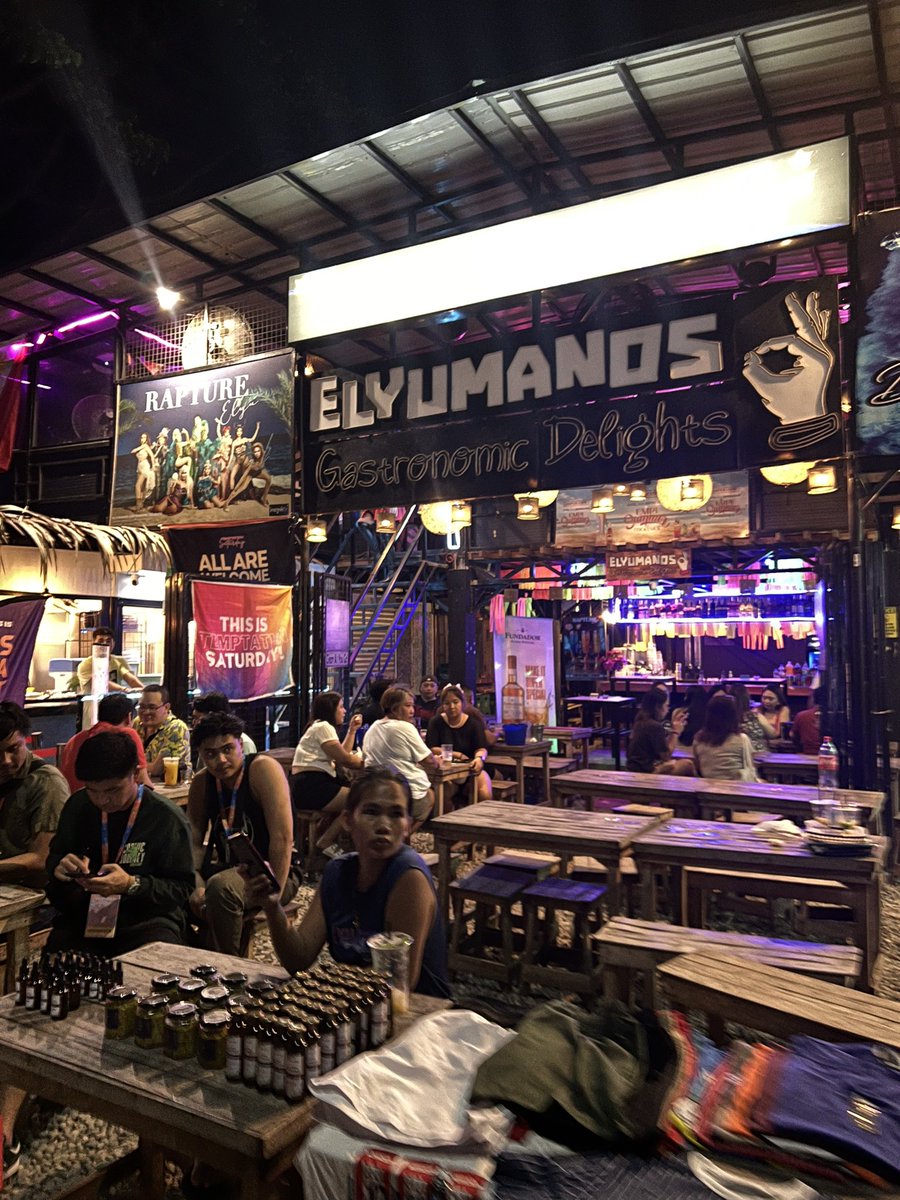 About last night! It was so fun! Home now and resting to sleep.. 🙂 #elyu #weekend