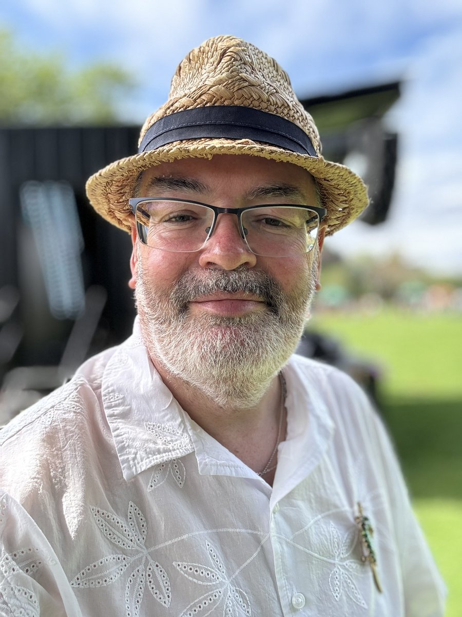 🌹 🇺🇦🏳️🌈Alzie N22 🏳️🌈🇺🇦🌹 (@alandobbie6) on Twitter photo Wowwww, what a fantastic community day today at Russell Park for the second Noel Park festival - hundreds of local residents in attendance <a href="/NPBigLocal/">Noel Park Big Local</a> <a href="/RussellPark_N22/">Friends of Russell Park</a> <a href="/BambosMP/">Bambos Charalambous</a> <a href="/perayahmet/">Peray Ahmet</a> <a href="/Emina_ibrahim/">Emina Ibrahim</a> <a href="/gatulino/">Euclides Montes</a> Wowwww, what a fantastic community day today at Russell Park for the second Noel Park festival - hundreds of local residents in attendance <a href="/NPBigLocal/">Noel Park Big Local</a> <a href="/RussellPark_N22/">Friends of Russell Park</a> <a href="/BambosMP/">Bambos Charalambous</a> <a href="/perayahmet/">Peray Ahmet</a> <a href="/Emina_ibrahim/">Emina Ibrahim</a> <a href="/gatulino/">Euclides Montes</a>