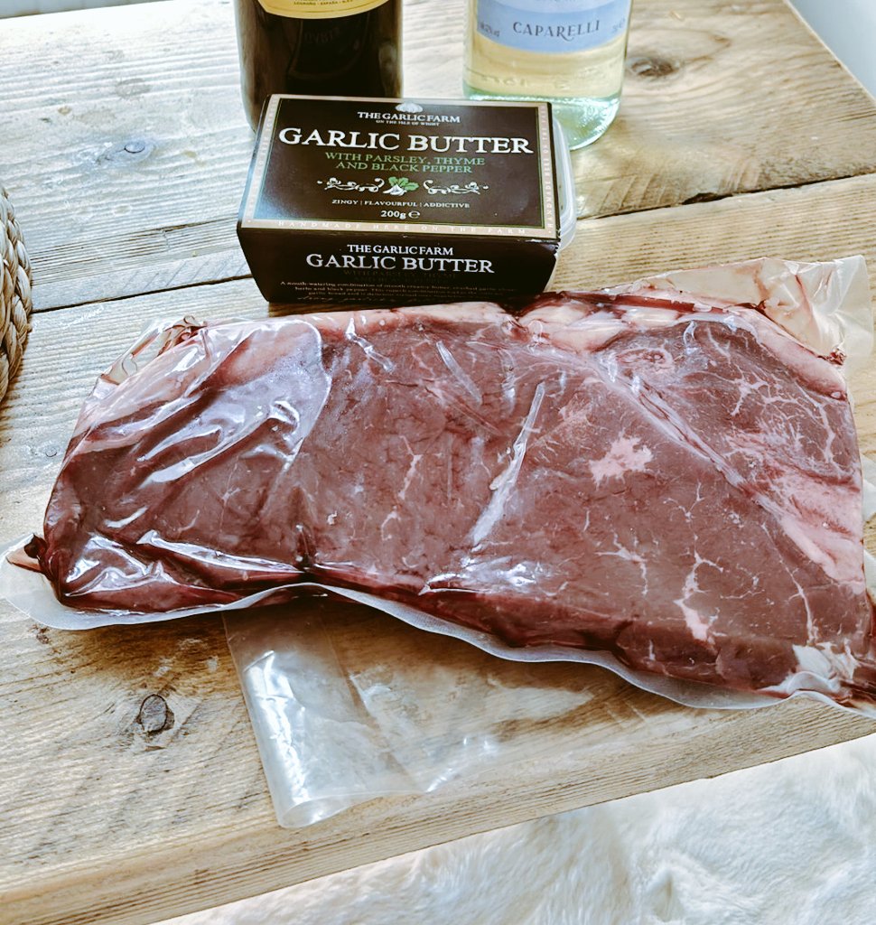 𝐋𝐞𝐞 𝐉𝐚𝐫𝐯𝐢𝐬 tweet media