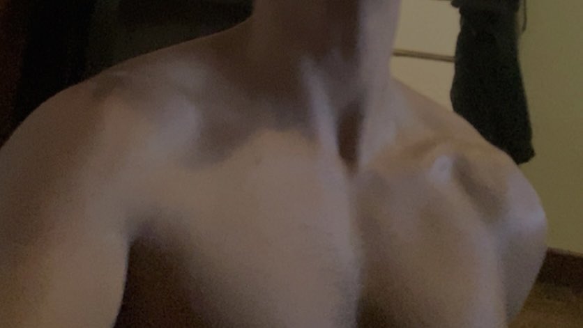 educostaquin's tweet photo. Só querendo um preto para mim 😔🍪🙂‍↔️🔥

#aespa #Beckysangels #BettyLaFea #englot #HungariangGP #HungarianGP #MAGA #Pakistan #StrayKids #sundayvibes https://t.co/DQkzsCph6C