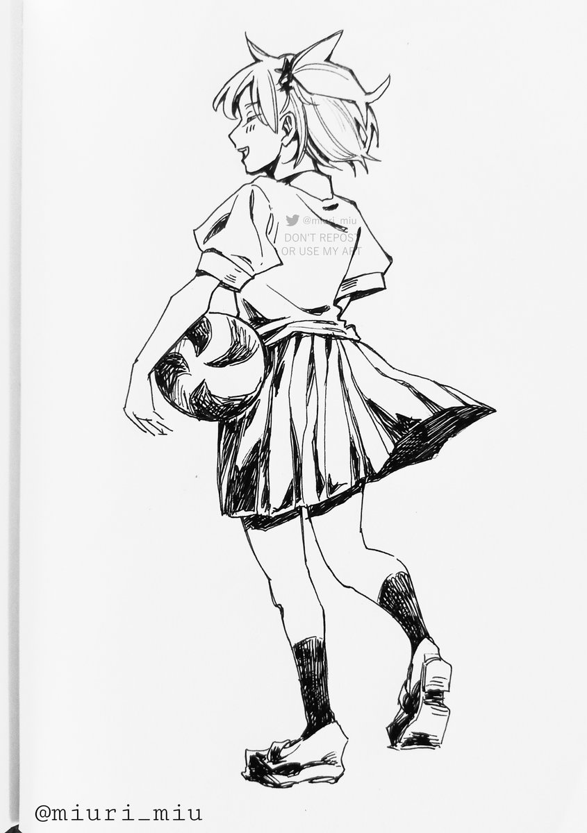 miuri_miu's tweet photo. Yacchan!!! 💛 first drawing in my new sketchbook hehh~~ https://t.co/ensJ5KMUET