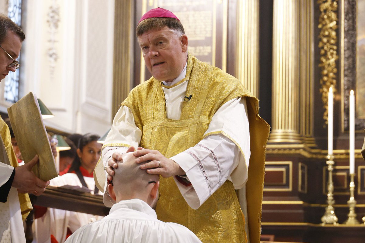 𝑨𝒃𝒃é 𝑵𝒊𝒄𝒐𝒍𝒂𝒔 𝑩𝒐𝒊𝒔𝒔𝒐𝒏 tweet media