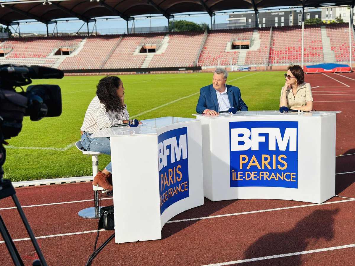 En direct sur <a href="/BFMParis/">BFM Paris Île-de-France</a> : M le Maire Régis CHARBONNIER revient sur le passage de la Flamme Olympique au château de Grosbois et à Créteil #FlammeOlympique