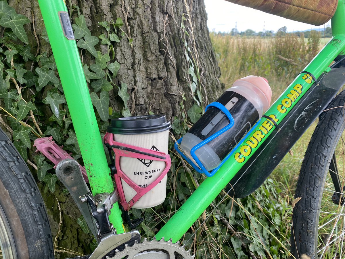 MaxBikesPR's tweet image. Amazing 40 miles of #shropshire gravel, road and trail on my #retrobike #26inch …yes bigger wheels are faster but there is something soulful about this #bicycle #mtb #mountainbike I really need to find the matching fork and stem! #cycling #cyclinglife @retrobike
