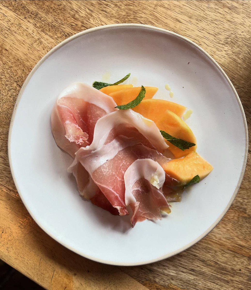 Wild Flor tweet media