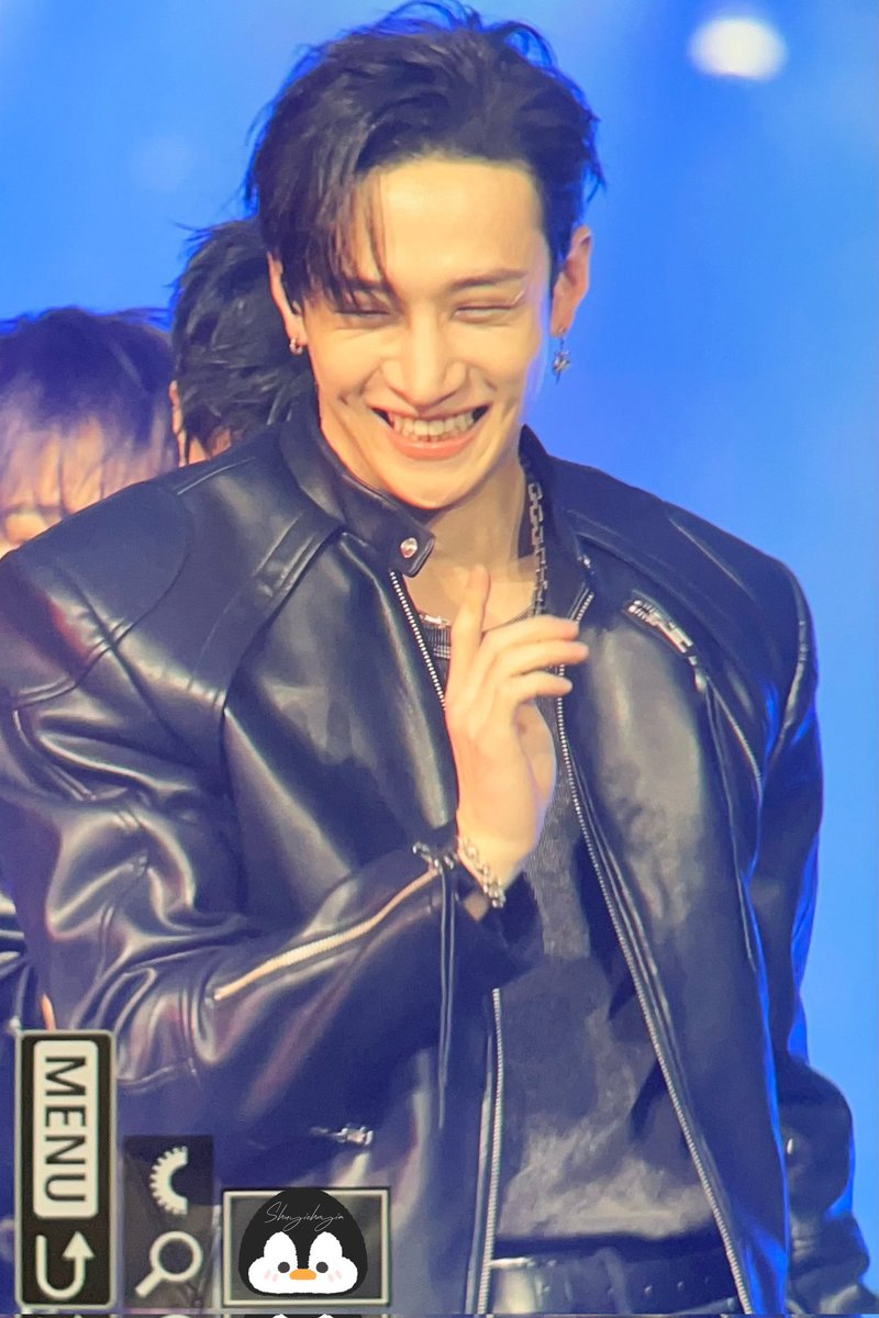 cursedberry's tweet image. EXCUSE FUCKING MEEEE?

manis bgt nangis