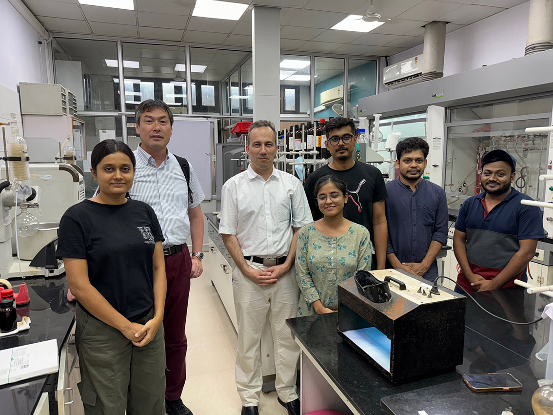 Dmitry Perekalin (@dmitryperekalin) on Twitter photo A friendly visit to the amazing IIT Kanpur. Thank you very much for invitation Basker! <a href="/basker25071980/">Basker Sundararaju</a> A friendly visit to the amazing IIT Kanpur. Thank you very much for invitation Basker! <a href="/basker25071980/">Basker Sundararaju</a>