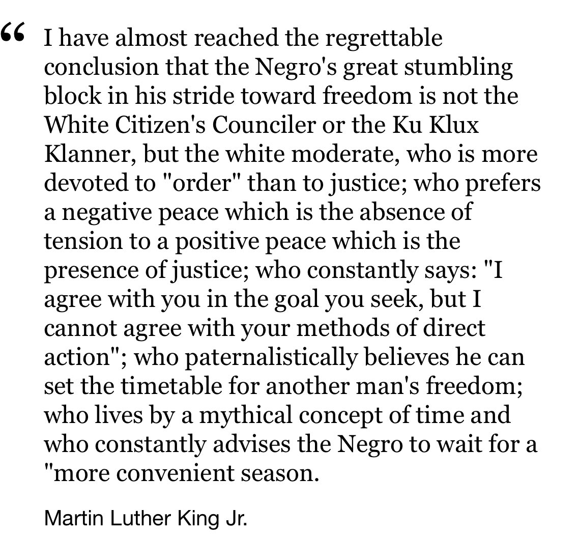 Colin Davis tweet media