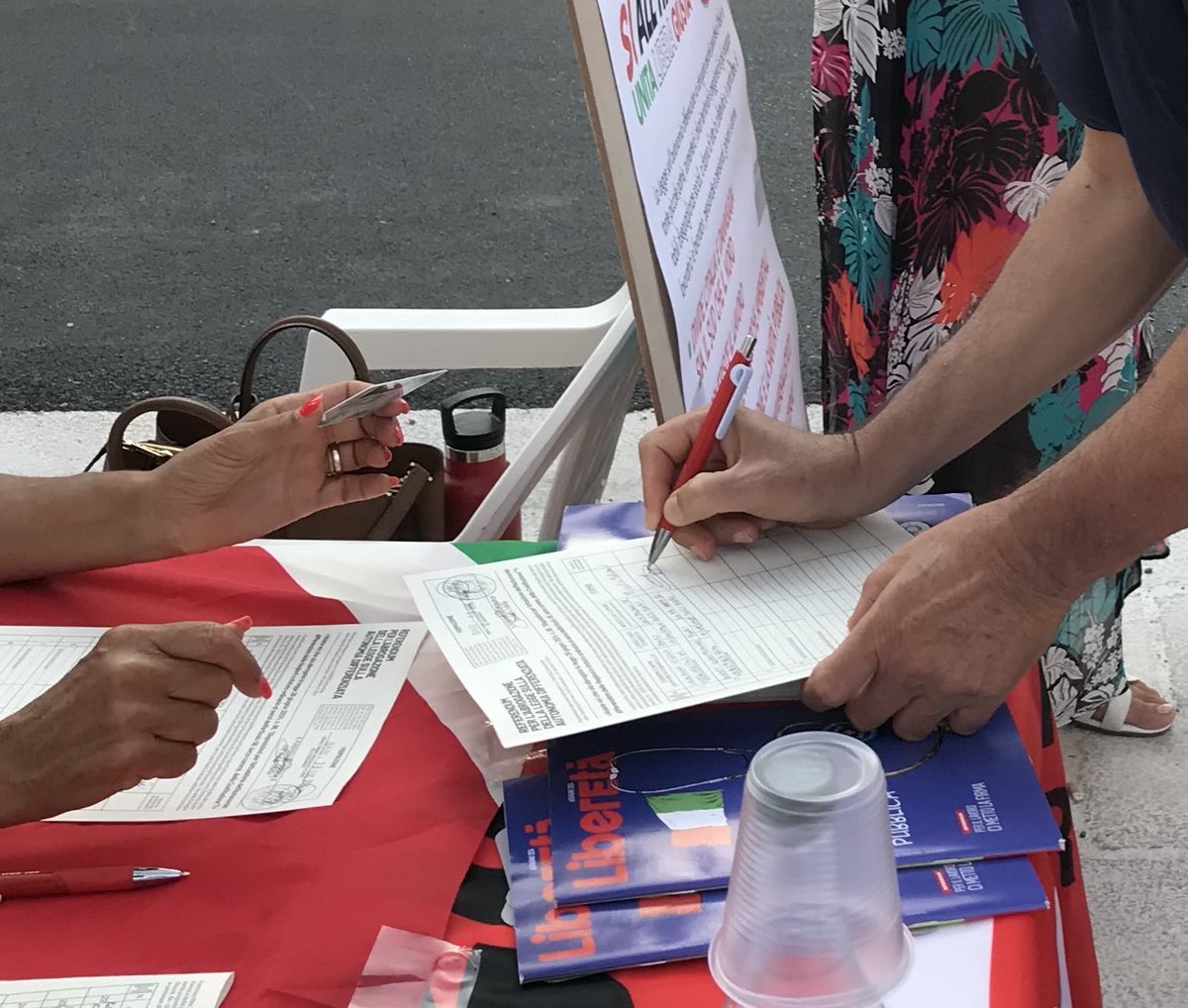 Una firma contro l’autonomia regionale differenziata