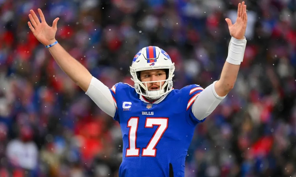 HOFSteveTasker's tweet image. 7 weeks from right now, we’ll be 30 minutes deep into a blowout victory against the Cardinals.  😎 

#BillsMafia