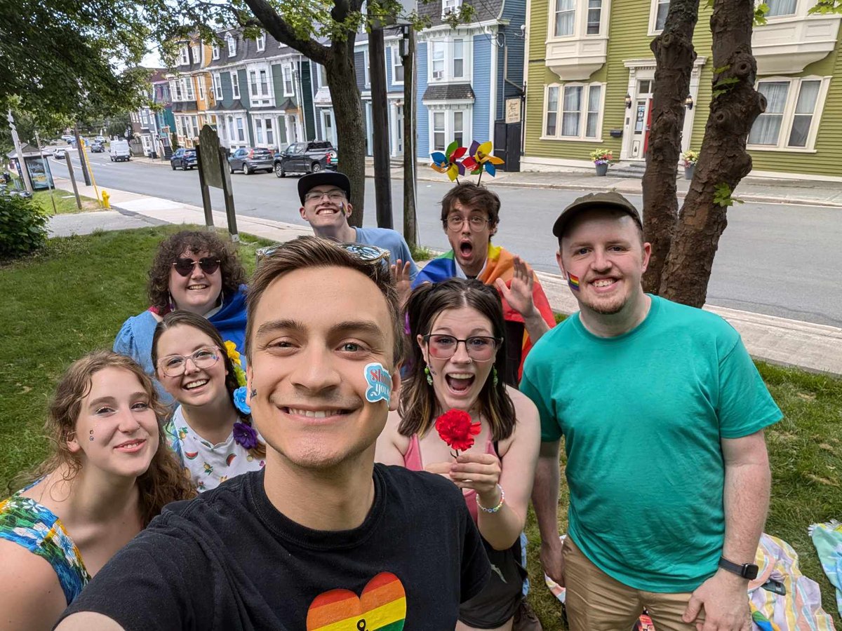 MissHTuck's tweet image. St. Johns Pride today was such a beautiful coming together of community - of all kinds! My heart is so full. Happy Pride!