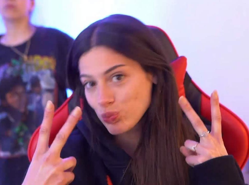 NUEVO VIDEO MILI GESUALDO POR LOS 100K