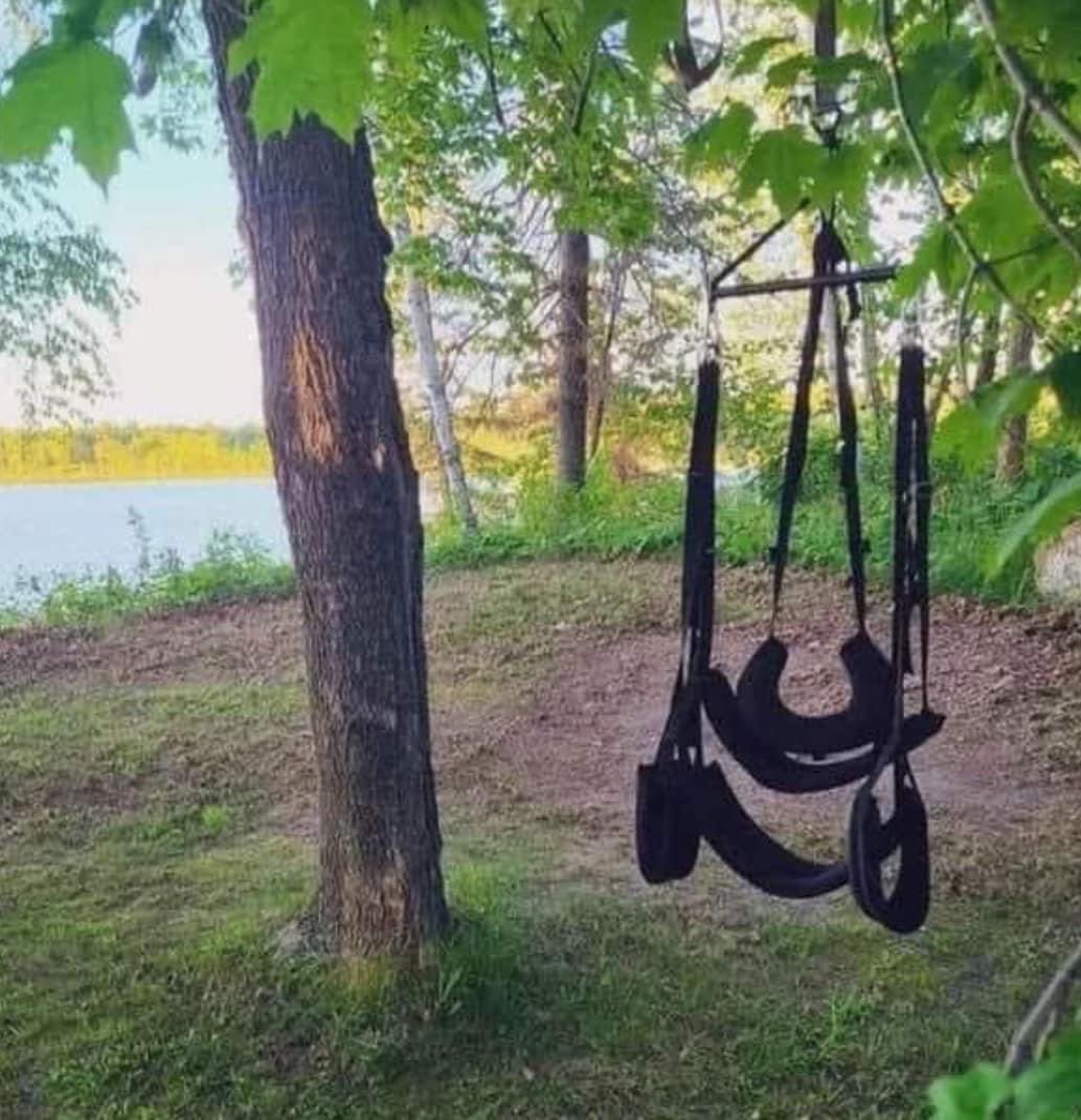 WranglerQueen's tweet photo. There’s nothing better than a hammock next to the lake 😌 RT if you would join😌 https://t.co/3TPDQmb6jr