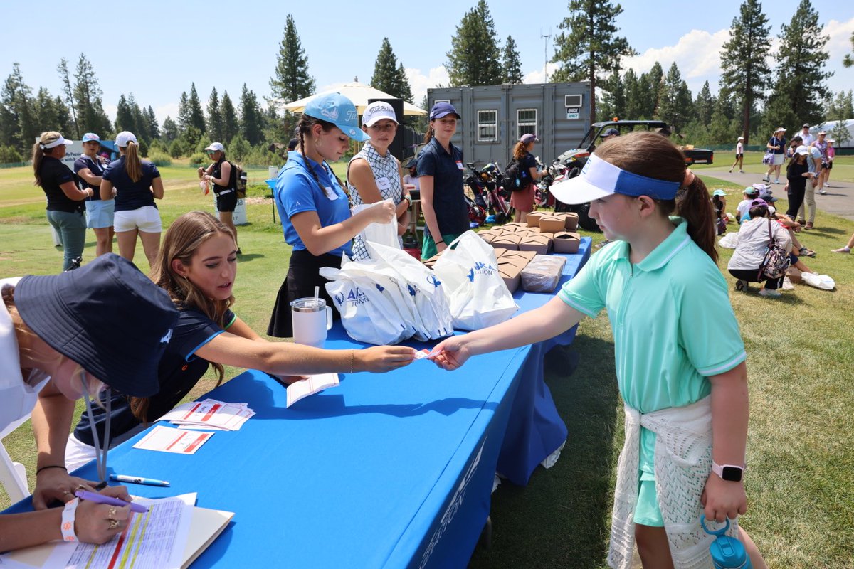 ANNIKA Foundation tweet media