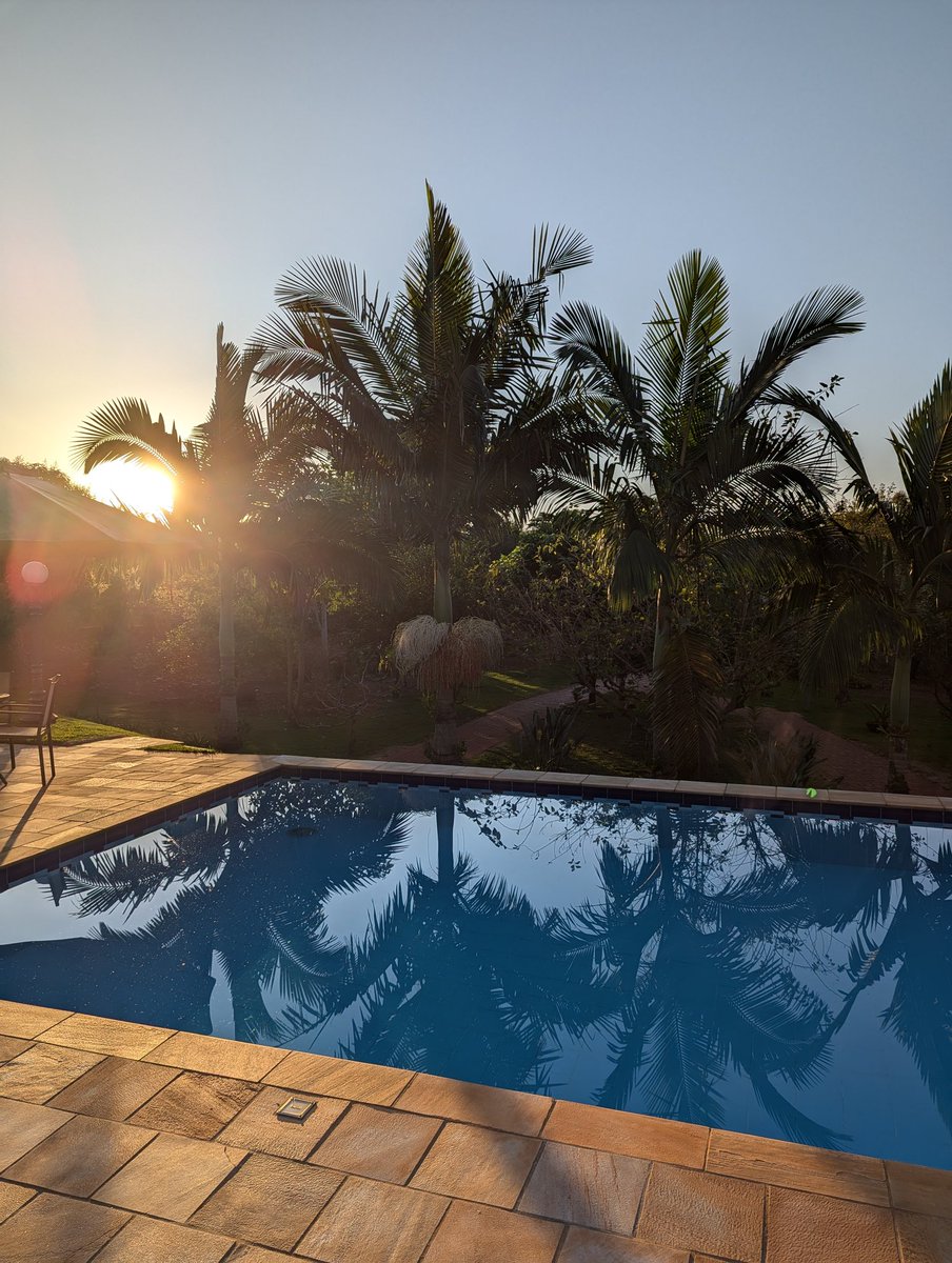 Lonesjo's tweet photo. Får säga att Spanien var en favorit
Men Brasilien innanför taggtråd och elstängsel slår allt i denna värld 🌴🌴🇧🇷
Kommer bli det nya sparmålet 🙌 https://t.co/zRlTczp1Yr