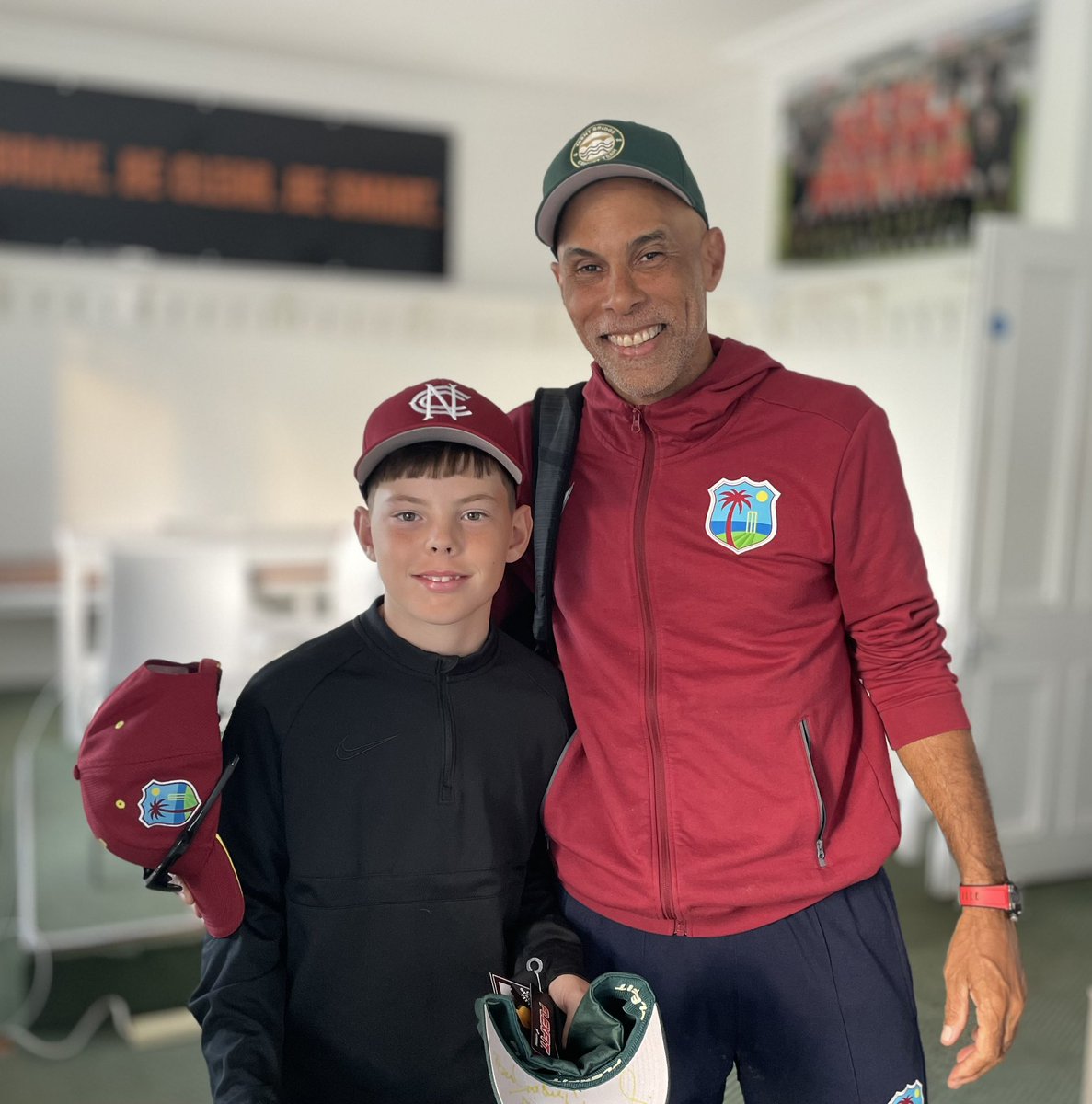 Great to catch up with the legend, former Cricket West Indies captain and @tbct1996 opening batsman Jimmy Adams who scored 💯 on debut for tbct back in 2004 🏏 
Proudly wearing his new Trent Bridge Cricket Team cap. 
#Cricket #Hundred #WestIndies #TrentBridge #Batter #Cap