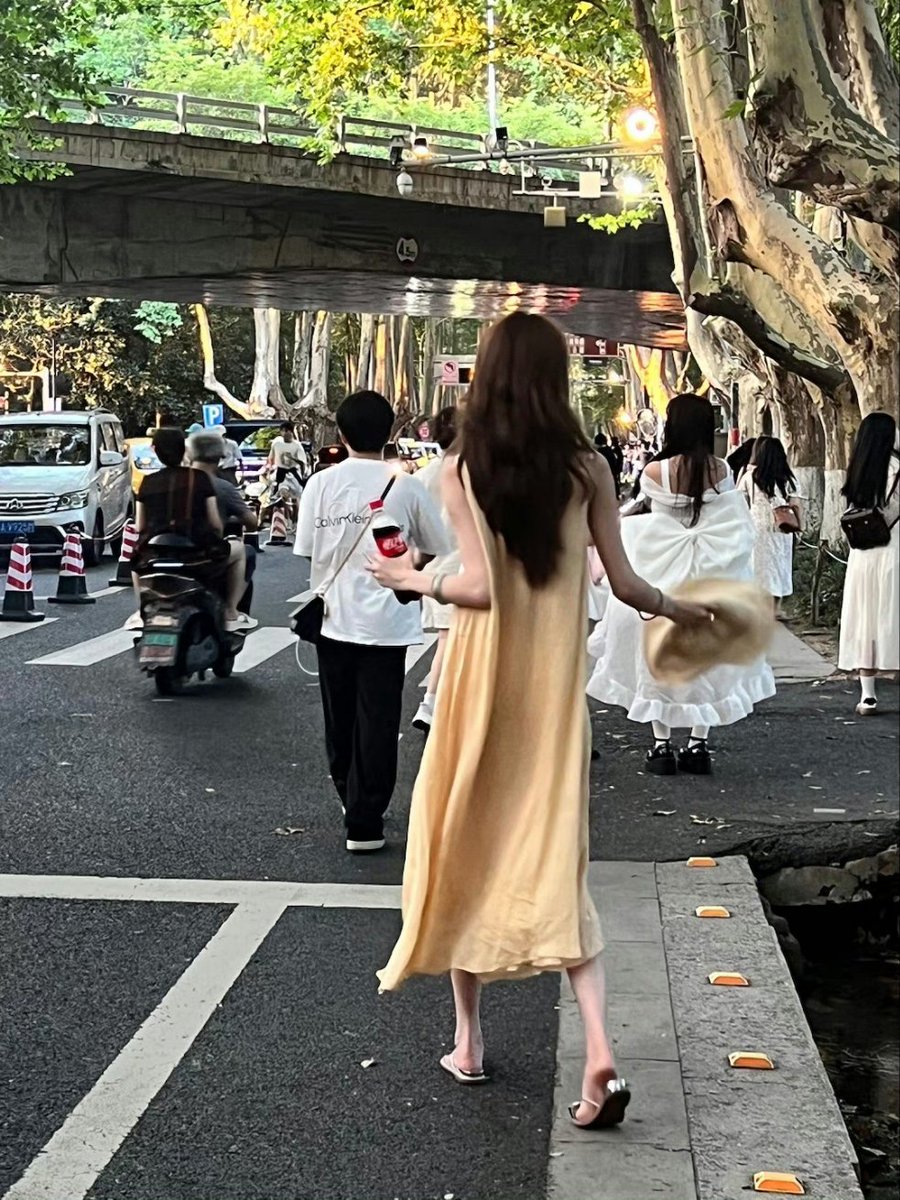 bdjiataisi's tweet photo. 你好，南京
#厦门女s https://t.co/YQprm3OlpR